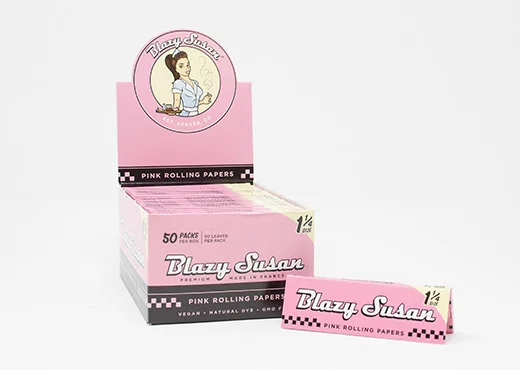 blazy pink rolling papers 5.jpg